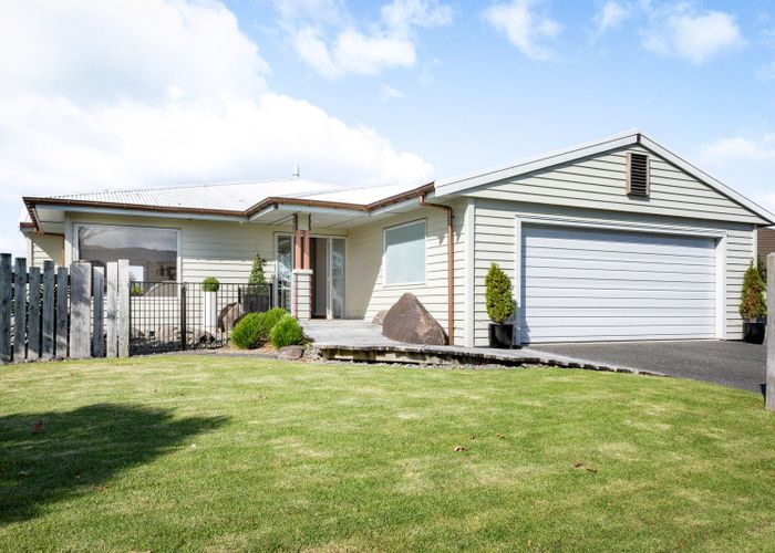 For sale 12 Middlebrook Drive, Katikati, Western Bay Of Plenty, Bay