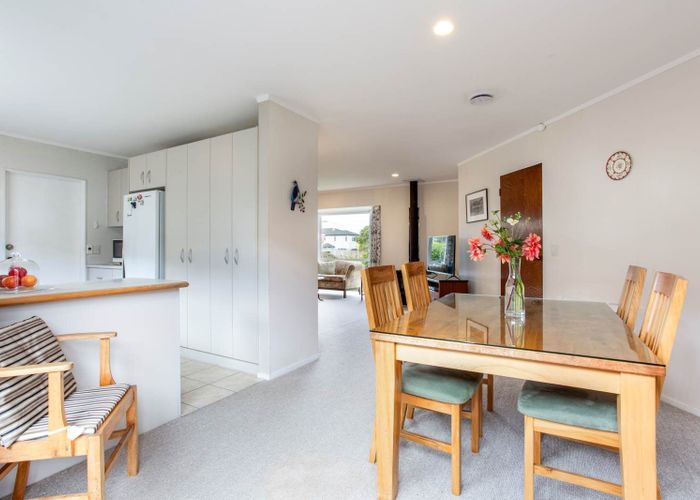  at 2/154 Deep Creek Road, Torbay, North Shore City, Auckland