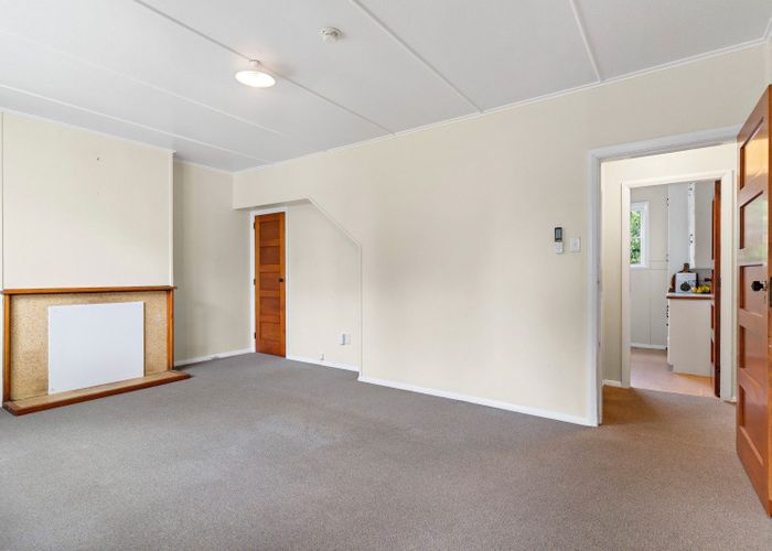  at 2/2A Domain Street, Devonport, North Shore City, Auckland