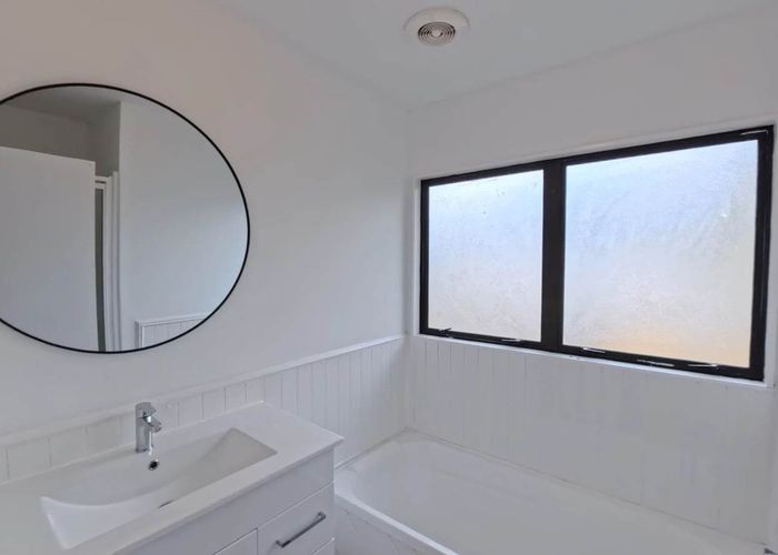  at 75a Brunner Road, Glen Eden, Waitakere City, Auckland