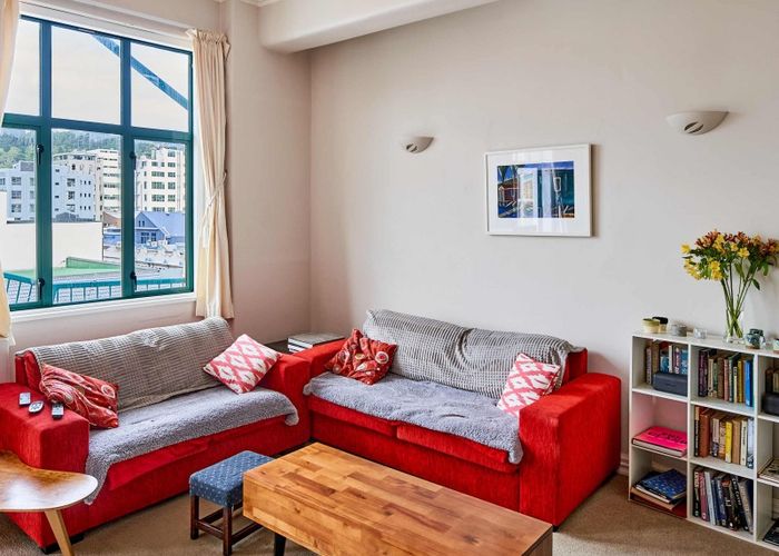  at 17/60 Courtenay Place, Te Aro, Wellington
