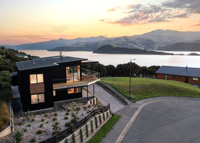  at 21 Totara Drive, Duvauchelle, Banks Peninsula, Canterbury