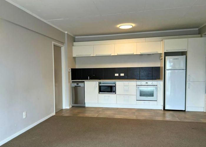  at 1/24 Grassways Avenue, Pakuranga Heights, Manukau City, Auckland