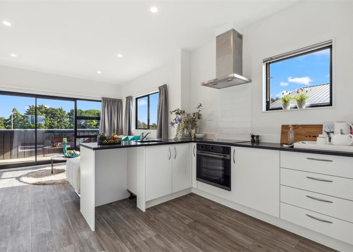  at 109 Cambridge Terrace, Papatoetoe, Manukau City, Auckland