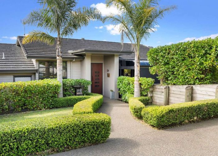  at 14 Regis Lane, Flat Bush, Manukau City, Auckland