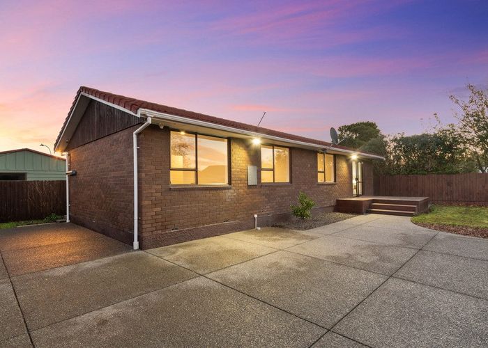  at 2/30A Manning Place, Woolston, Christchurch City, Canterbury