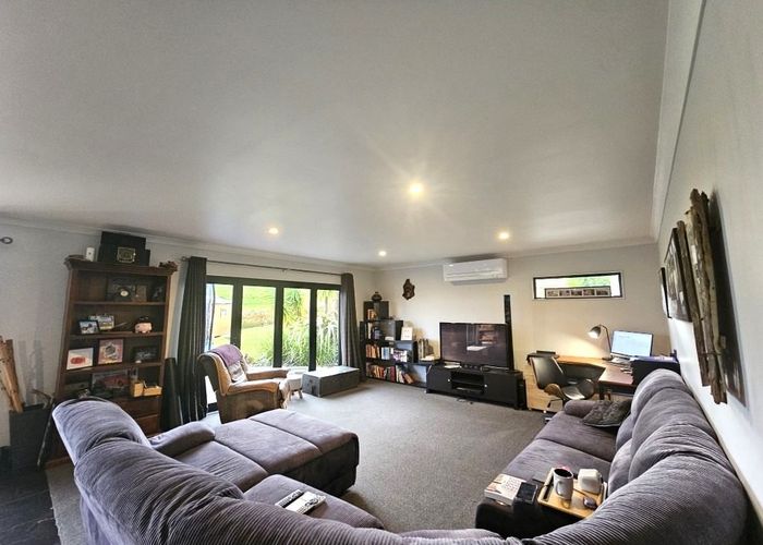  at 306 Waitaha Road South, Welcome Bay, Tauranga