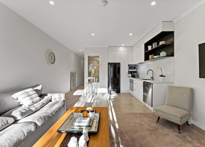  at 11/2 Warrant Officer Lane, Hobsonville, Waitakere City, Auckland