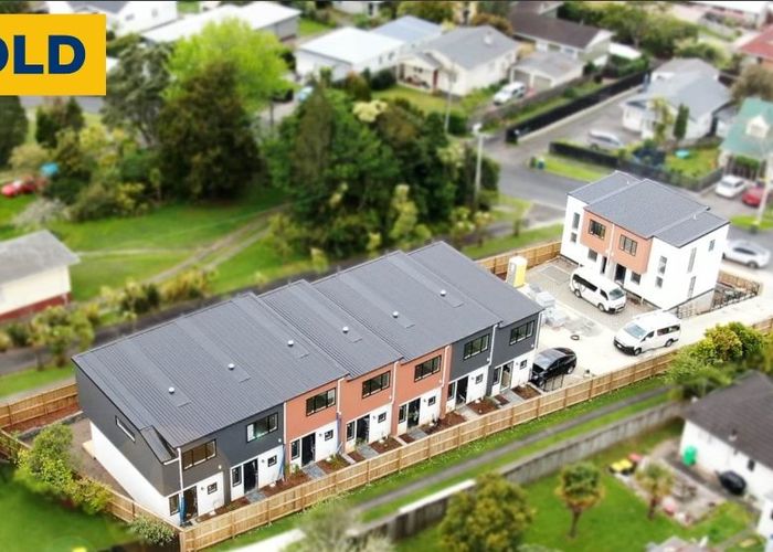  at 6/37 Ambler Avenue, Glen Eden, Auckland