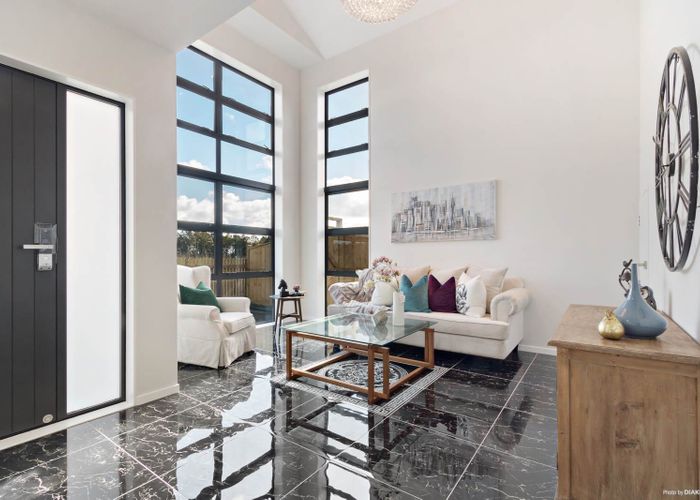  at 11 Golden Avenue, Flat Bush, Auckland