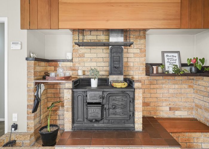  at 83 Carlyle Street, Leamington, Cambridge