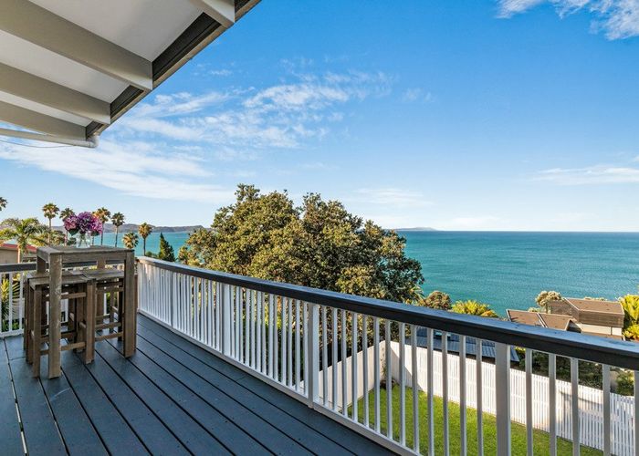  at 25 Duncansby Road, Stanmore Bay, Whangaparaoa
