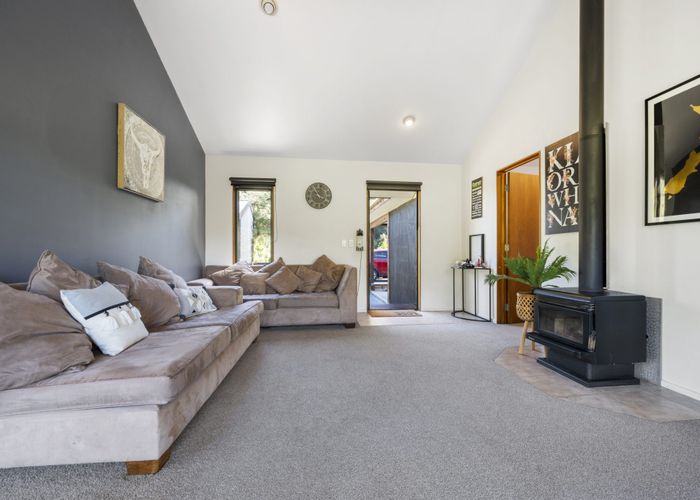  at 46 Stoney Creek Drive, Henderson