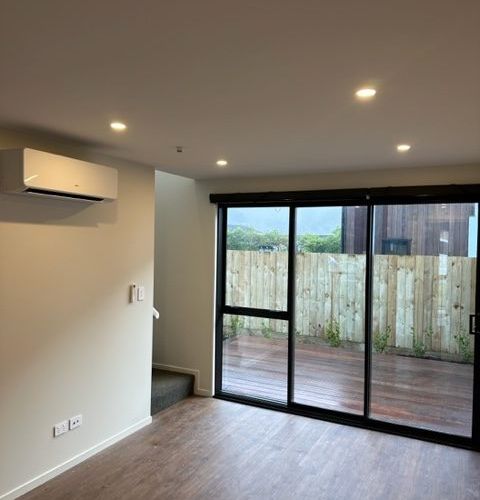  at 4/28 Raukawa Street, Stokes Valley, Lower Hutt