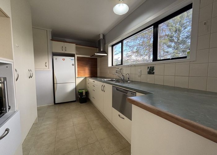  at 28 Cheriton Road, Mellons Bay, Manukau City, Auckland