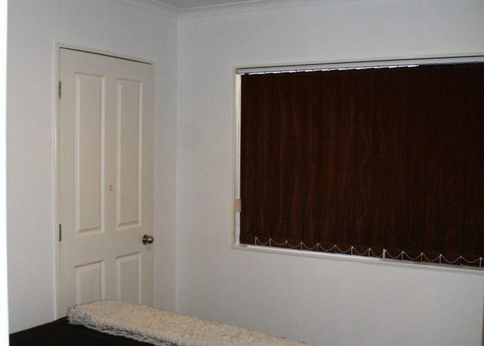  at 38 Glenveagh Park Drive, Weymouth, Manukau City, Auckland