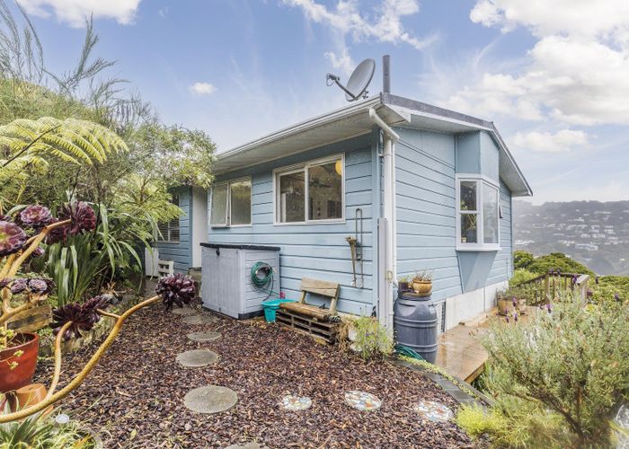  at 2B Chancellor Way, Crofton Downs, Wellington