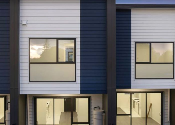  at 3/17 Barneys Farm Road, Clendon Park, Auckland