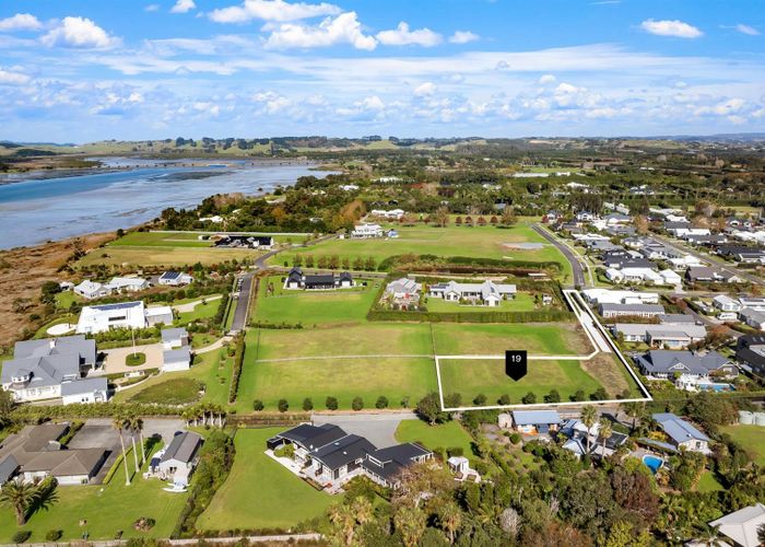  at 19 Sandpiper Avenue, Point Wells, Rodney, Auckland