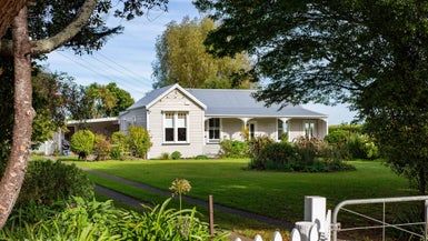  at 83 Westmere Station Road, Whanganui