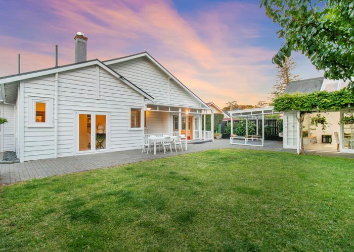  at 10 Epsom Avenue, Epsom, Auckland