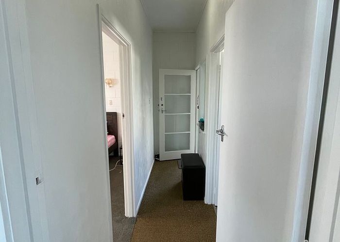  at 2/7 Aratonga Avenue, Greenlane, Auckland City, Auckland