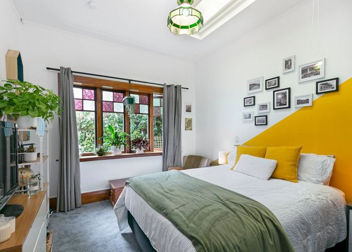  at 6 Governor Road, Northland, Wellington, Wellington