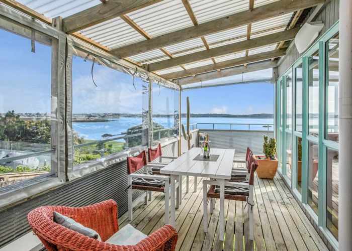  at 16 Spinnaker Drive, Te Atatu Peninsula, Auckland