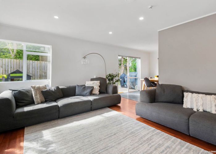  at 22 Springtime Crescent, Stanmore Bay, Whangaparaoa