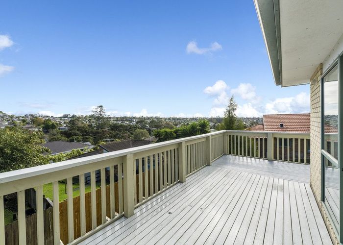  at 29 Carling Avenue, Massey, Auckland