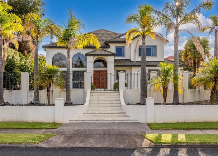  at 22 Annalong Road, Dannemora, Auckland