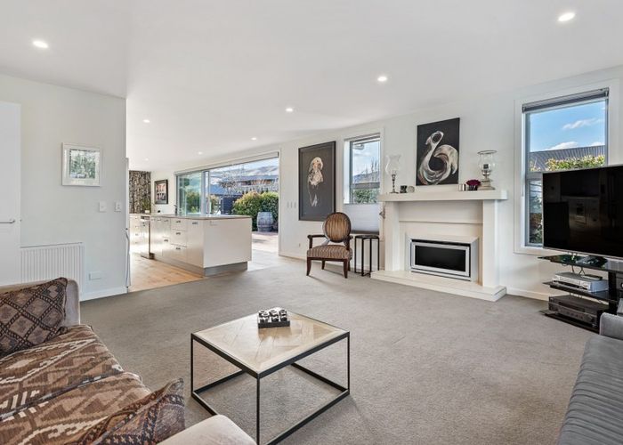  at 2 Widgeon Place, Lake Hayes, Queenstown