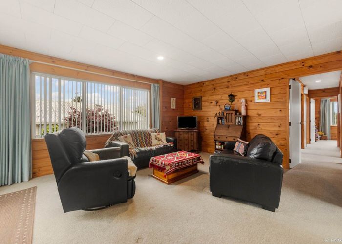  at 2A Mossop Rise, Glenfield, North Shore City, Auckland