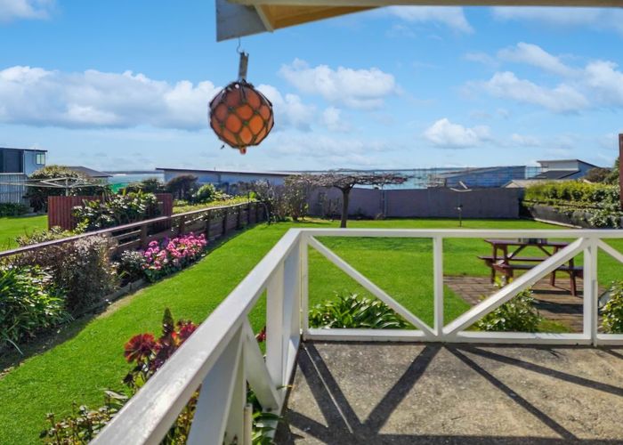  at 21 Moana Street, Riverton