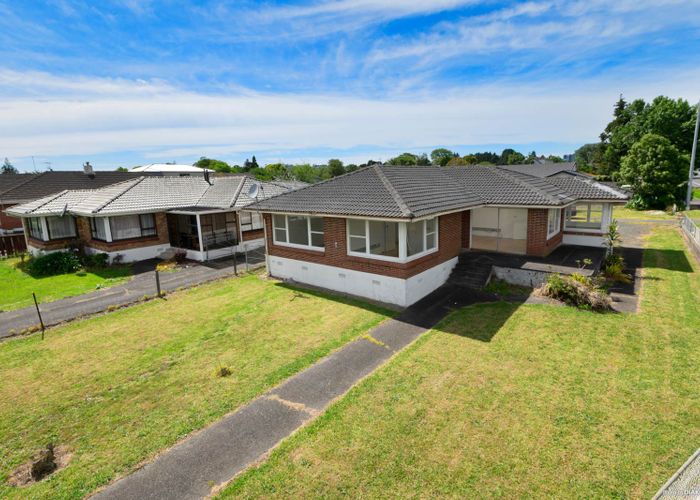  at 1 Reagan Road, Manukau, Auckland
