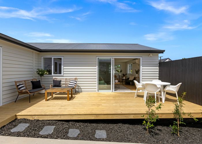  at 15A Hamurana Place, Te Atatu Peninsula, Auckland