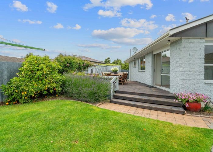  at 46 Oakley Crescent, Hornby, Christchurch