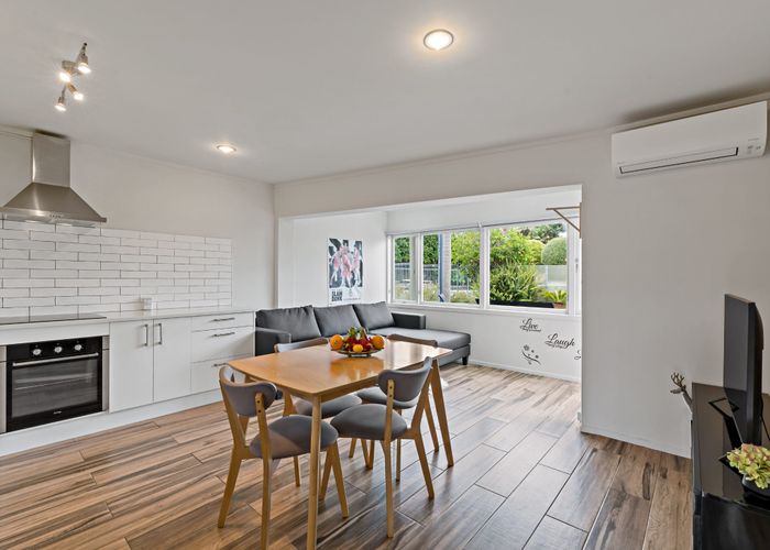  at 3/18 Parr Terrace, Castor Bay, North Shore City, Auckland
