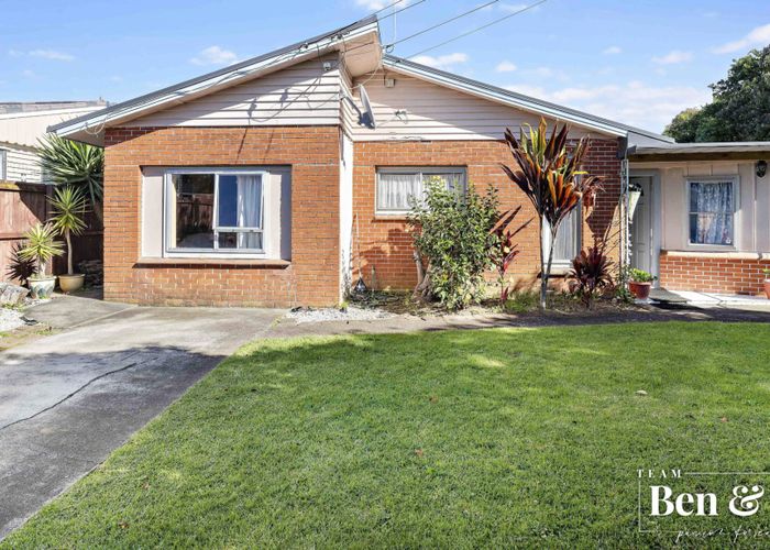  at 4 Rodney Street, Otahuhu, Auckland