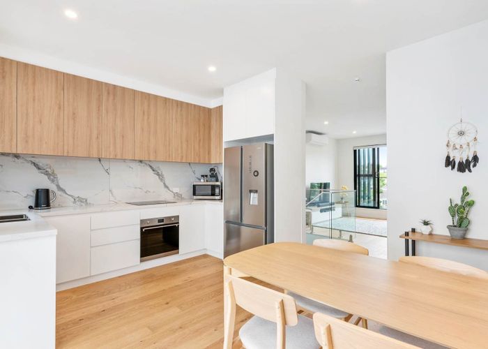  at 11/32 Karori Crescent, Orakei, Auckland City, Auckland