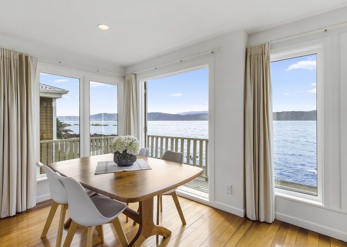  at 291 Karaka Bay Road, Karaka Bays, Wellington
