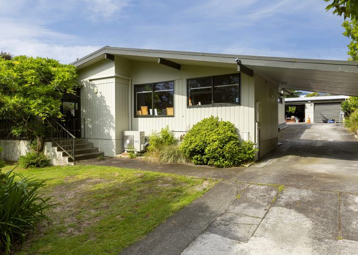  at 4 Green Place, Richmond Heights, Taupo