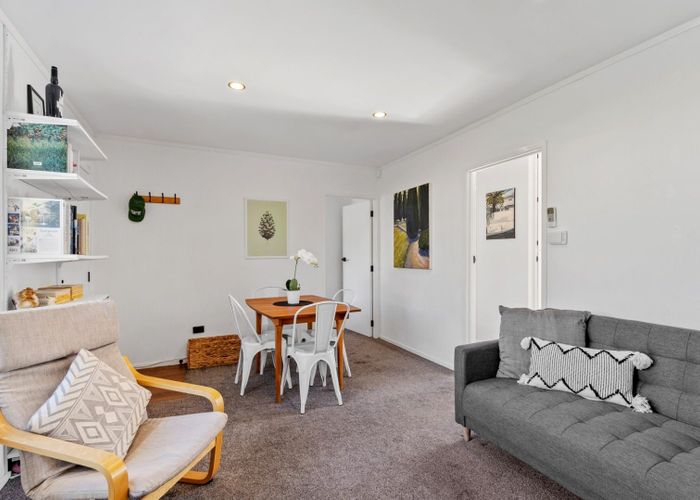  at 3/27 Miro Street, New Lynn, Waitakere City, Auckland