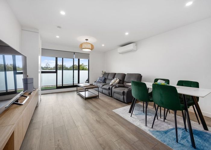  at 6/34 Lincoln Park Ave, Massey, Waitakere City, Auckland