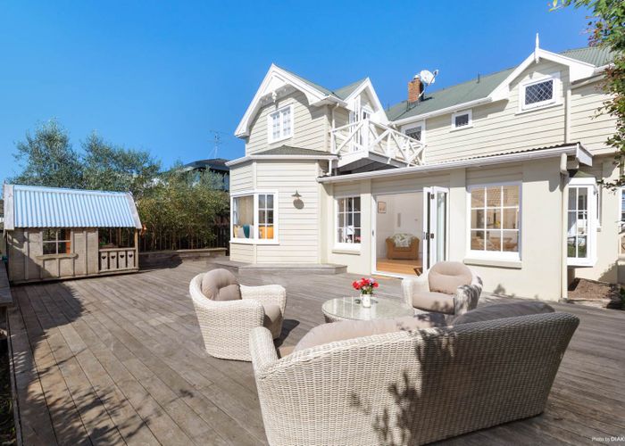  at 10B Stratford Avenue, Milford, Auckland