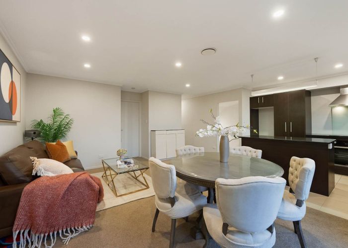  at 22/182 Flat Bush School Road, Flat Bush, Manukau City, Auckland