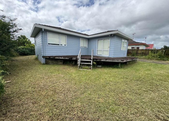  at 2/23 Penion Drive, Flat Bush, Manukau City, Auckland