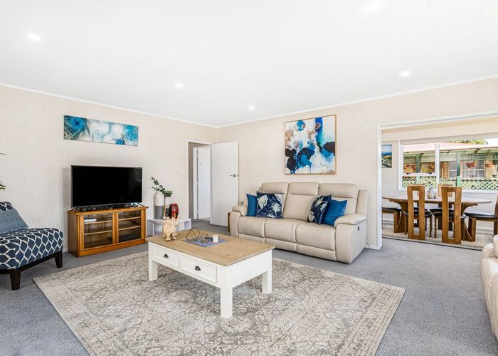  at 8 Tacoma Drive, Totara Park, Upper Hutt, Wellington