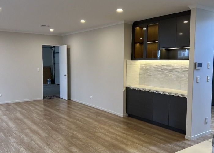  at 1 Lime Hill Rise, Flat Bush, Auckland
