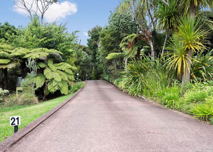  at 21 Atarua Gardens, Waiatarua, Auckland